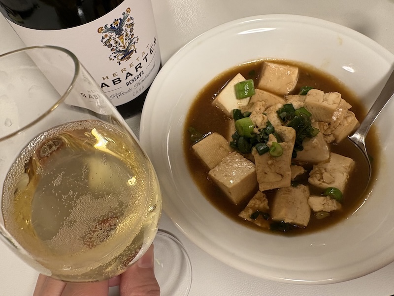 【至福のペアリング】本格CAVA×麻婆豆腐！フィラディス福袋の「サバルテス」が刺激的な旨さに寄り添う - はつはるポンのグルメ